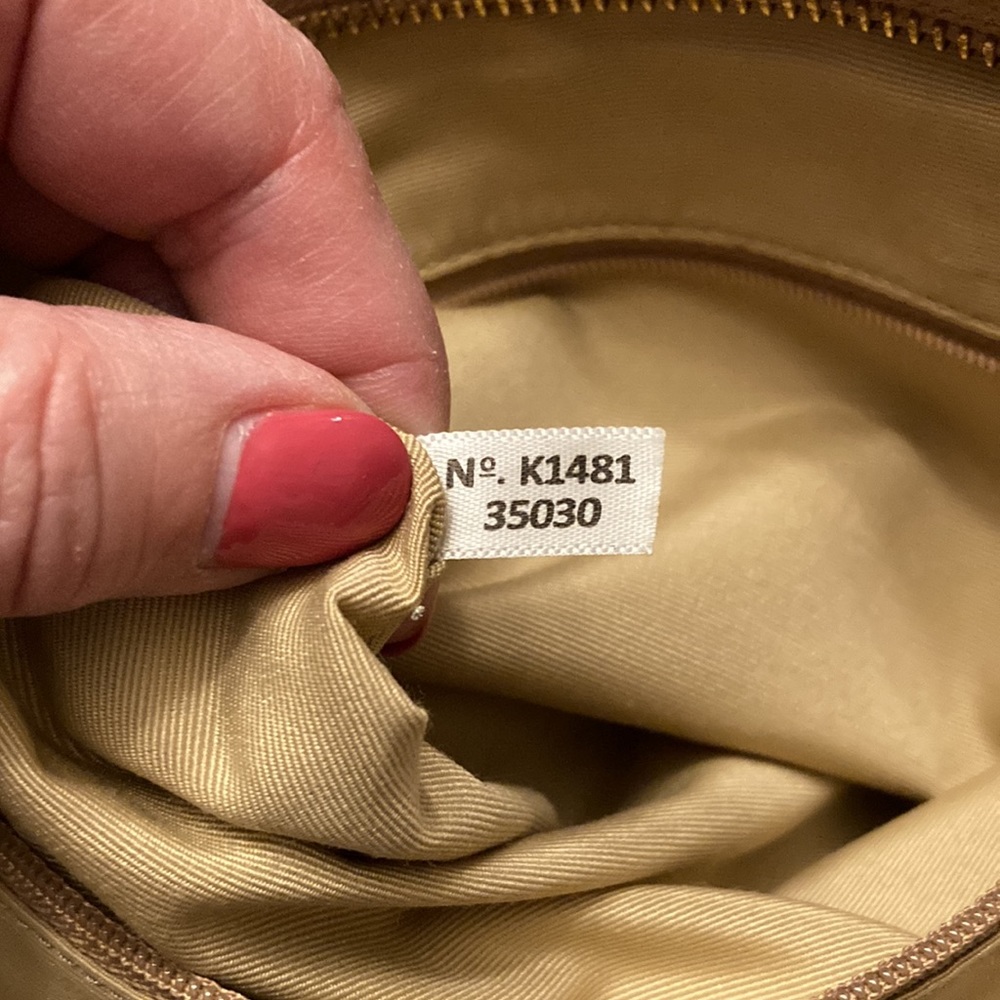 COACH CROSSBODY/SATCHEL. LIGHT TAN. BEIGE INTERIOR. Little ink marks/pocket. EUC - Picture 4 of 16